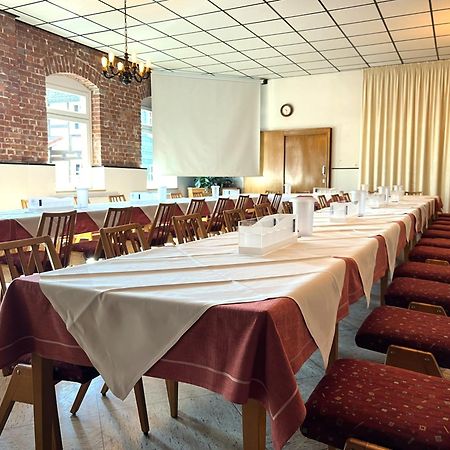 Hotel Orthwein -Kostenfreie Parkplaetze- Cölbe Dış mekan fotoğraf
