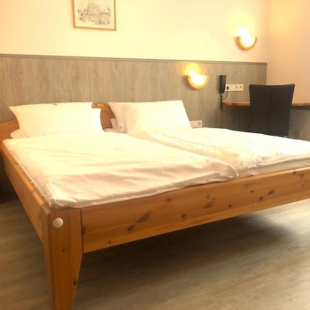 Hotel Orthwein -Kostenfreie Parkplaetze- Cölbe Dış mekan fotoğraf