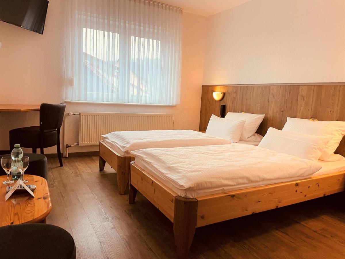 Hotel Orthwein -Kostenfreie Parkplaetze- Cölbe Dış mekan fotoğraf